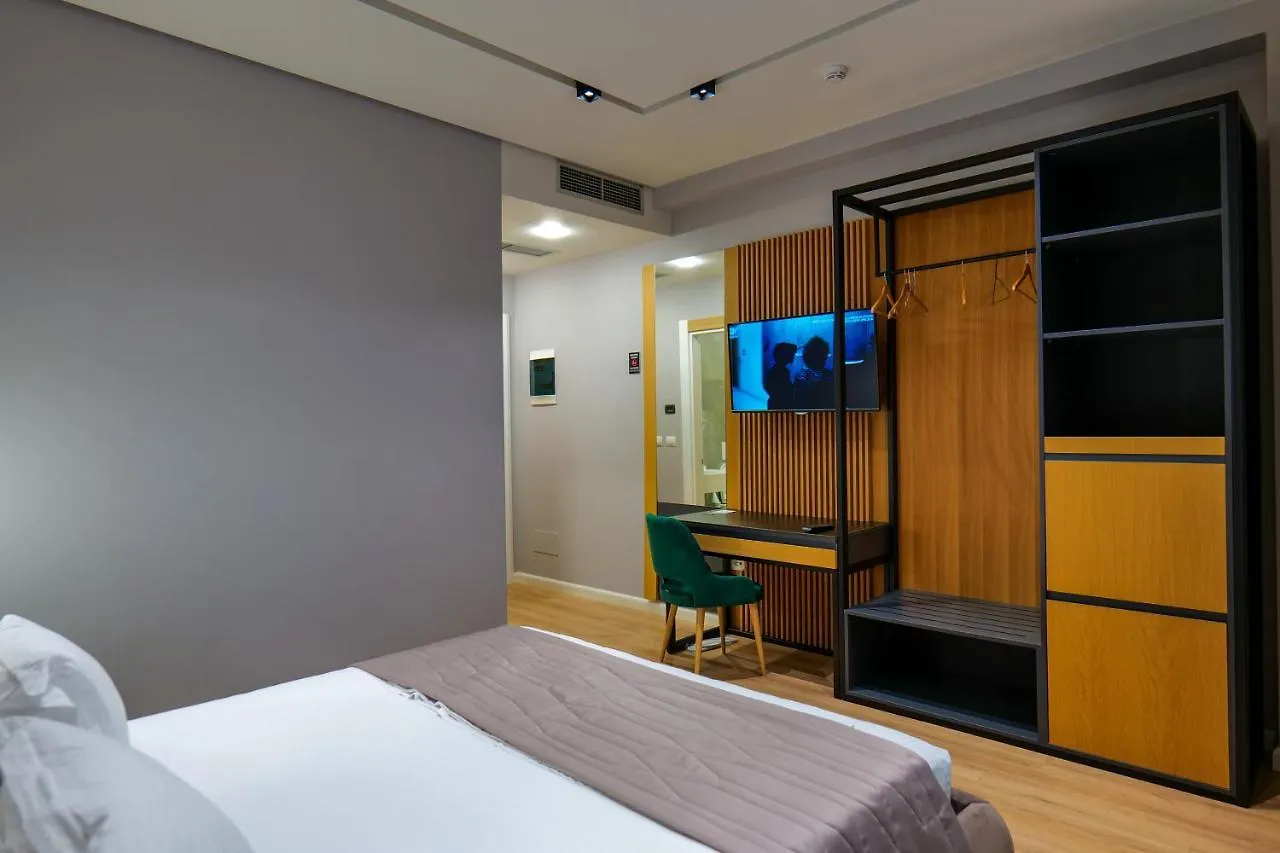 ****  Lord Hotel Tirana Albânia